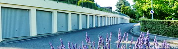 Cliquez pour dcouvrir la location d'un garage situ  1200 m du lac du Bourget  la Rsidence Les Vergers Saint Jean au Bourget-du-Lac. Merci de nous contacter au 04 57 08 06 83 ou par e-mail resdlp@yahoo.fr pour plus de renseignements.
